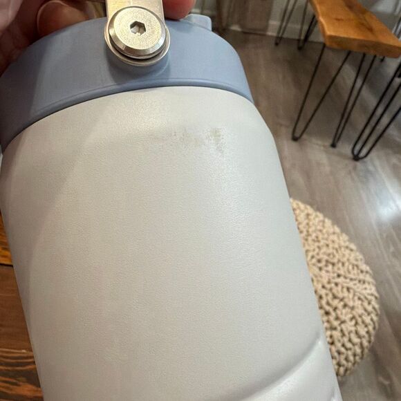 Stanley ICEFLOW Flip Straw Water Jug 40 oz White w/ Handle  Fog Color - Picture 4 of 8